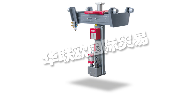 BLITZ于1872年由Matthias Schneider在Schwenningen am Neckar成立，作為精密機械的維修車間。然而，汽車工業的增長導致對車輛維修工具的需求增加。因此，他們開始生產汽車千斤頂，電動空氣泵和空氣壓縮機。