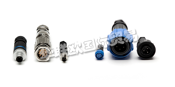 BULGIN被公認為環保密封連接器和組件的領先制造商。Bulgin擁有超過95年的行業經驗，不斷創新和開發產品和服務，以滿足其遍布各個市場的全球客戶群。