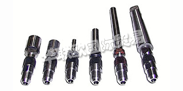 REGLUS AG工廠用于精密工程和電子。他們公司自1938年以來一直生產(chǎn)精密機械工具。